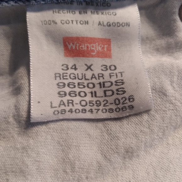 2/$15 Wrangler 34 x 30 Regular Fit Jeans - Picture 5 of 5